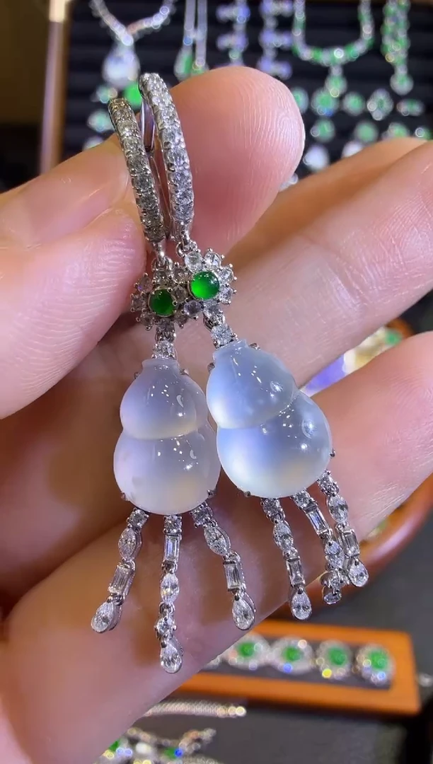【闪购商品】翡翠耳饰18K金镶嵌玻璃种木那雪花棉葫芦耳坠