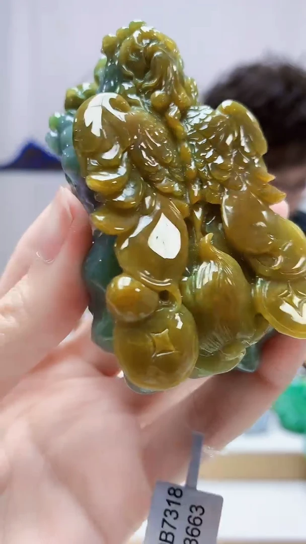 未镶嵌定制翡翠4688zm-毛货挂件貔貅110