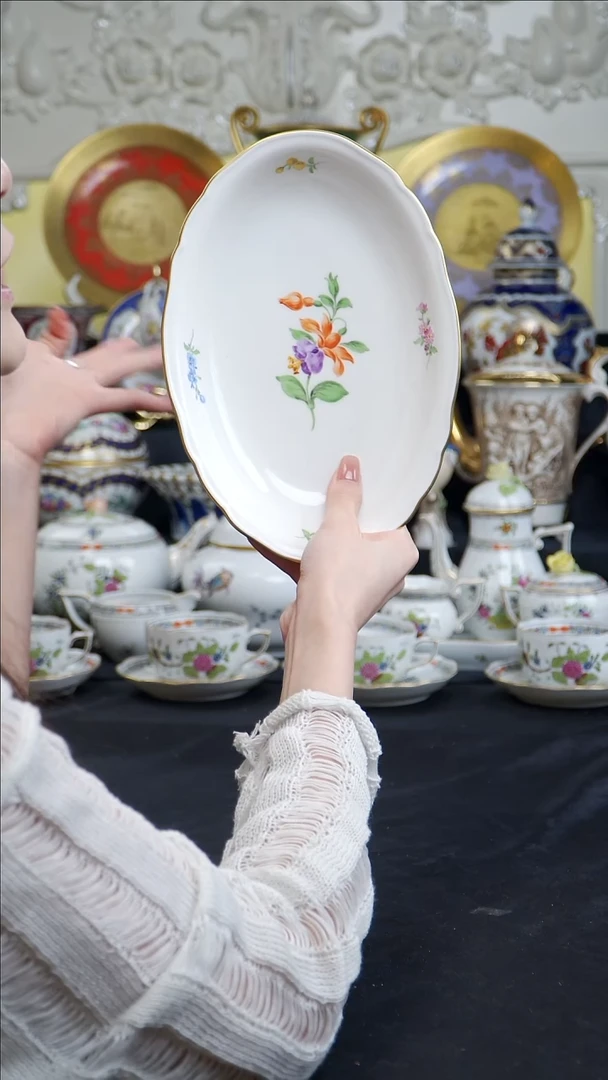 骨瓷婷婷中古器物如图所示124