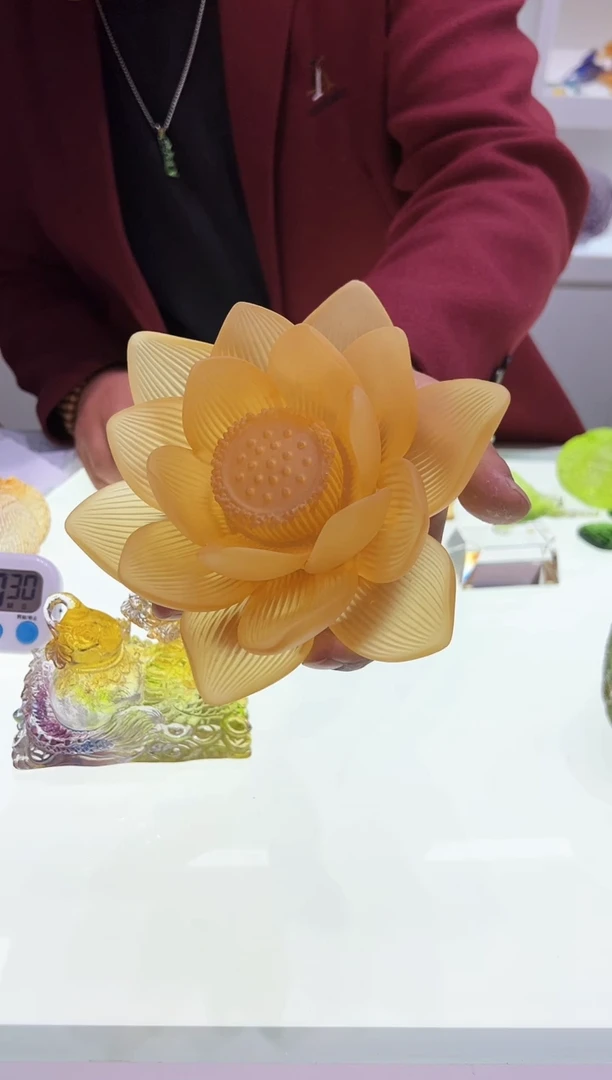 【闪购商品】泥塑古法琉璃17公分莲花摆件