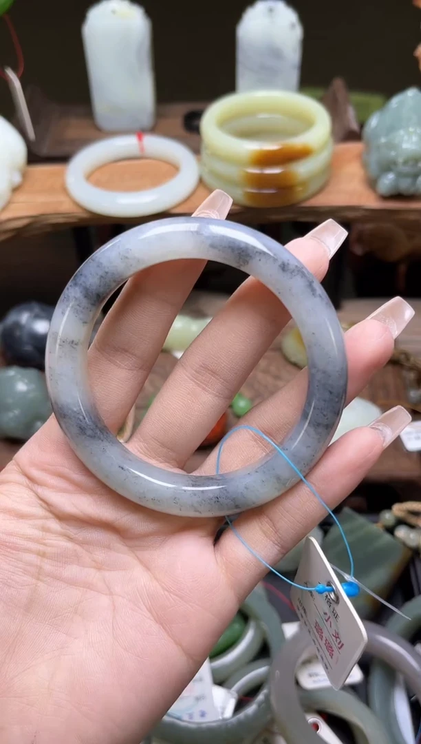 和田玉手镯未镶嵌新疆墨玉青花 57+圈 9008999