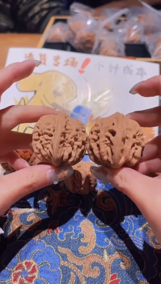 把件文玩核桃077红锦鲤