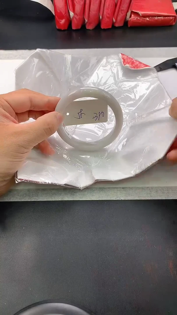 翡翠手镯未镶嵌181