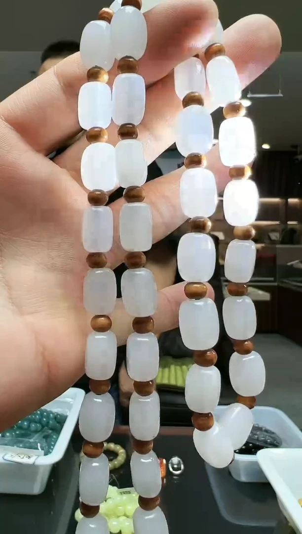 b099-多样性发货其中发一
