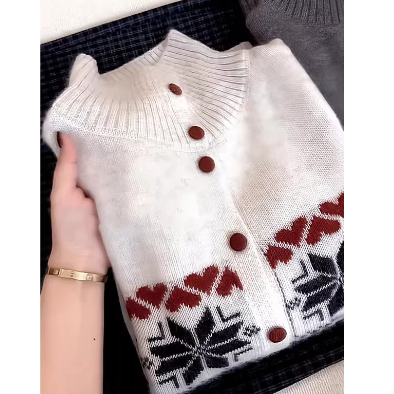 大码设计感半高领毛衣针织衫女2025秋冬季新款胖mm巨好看漂亮上衣