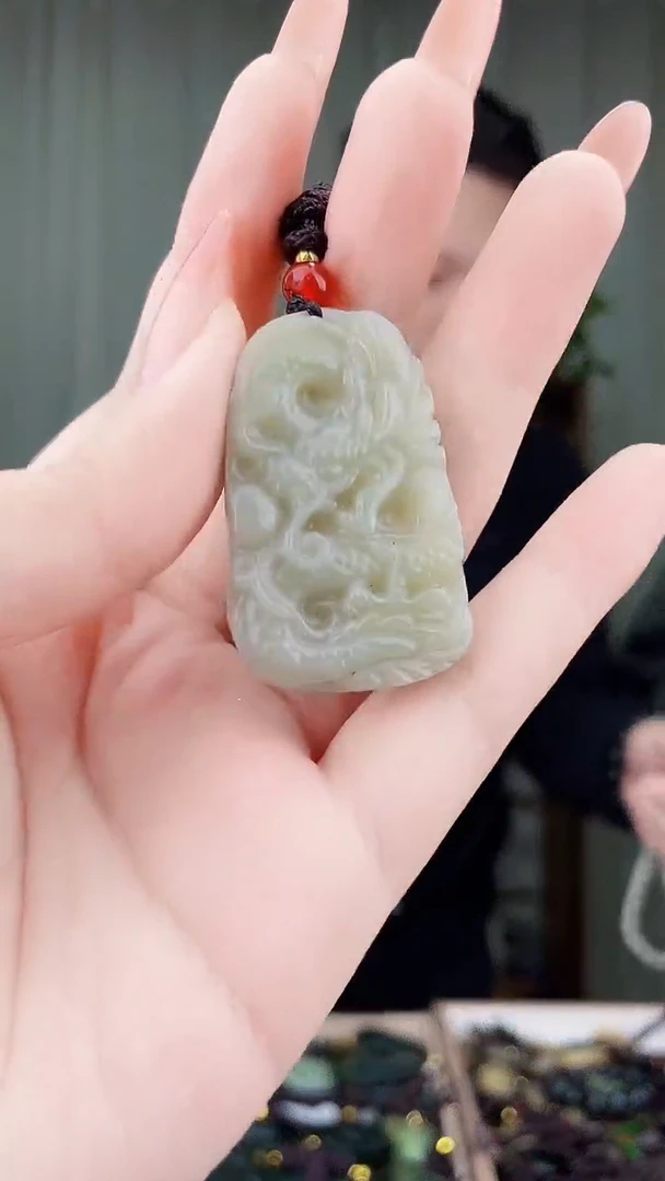 未镶嵌和田玉挂件和田玉拍一发一，多样性发货！