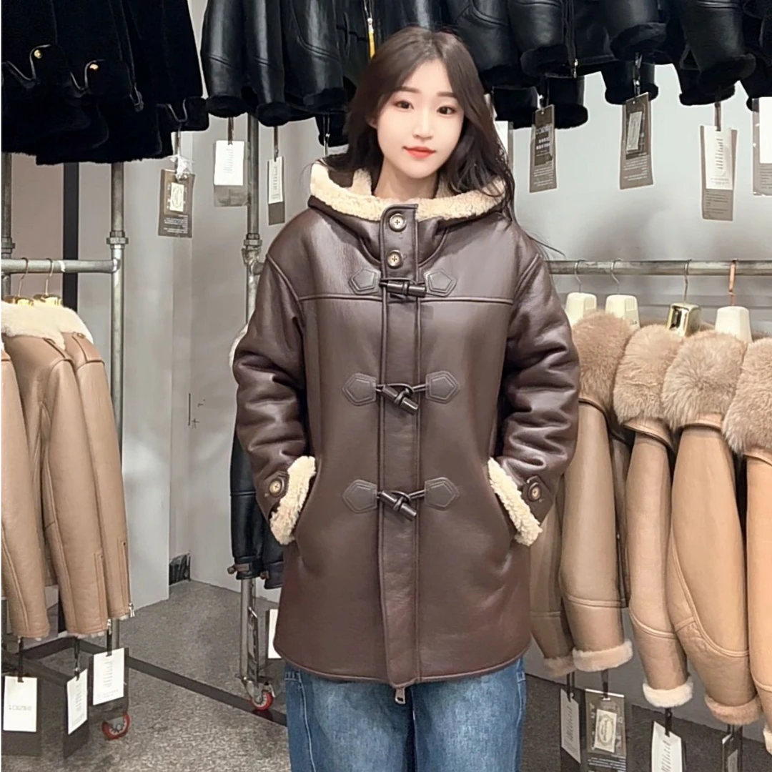 「依然Y.R」冬季新款天然皮毛一体保暖修身女士外套-2693