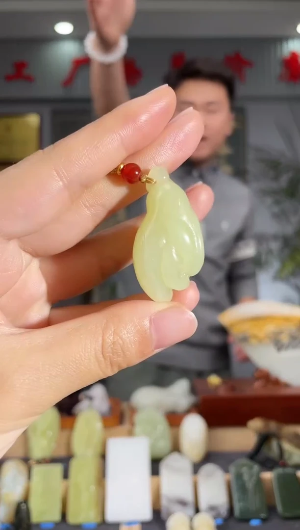【闪购商品】和田玉颈饰未镶嵌拍一发一 多样性发货