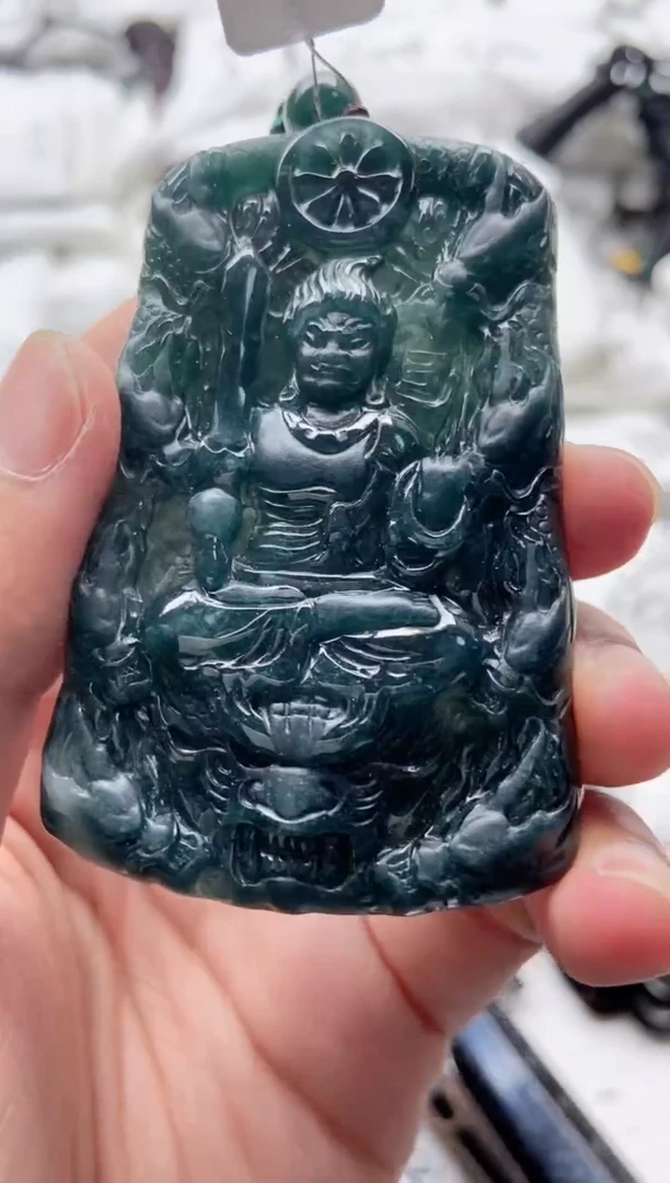 翡翠未镶嵌颈饰88888888888888