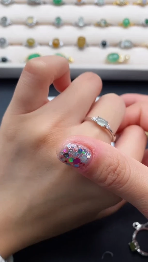 银S925镶嵌戒指翡翠22222222+4