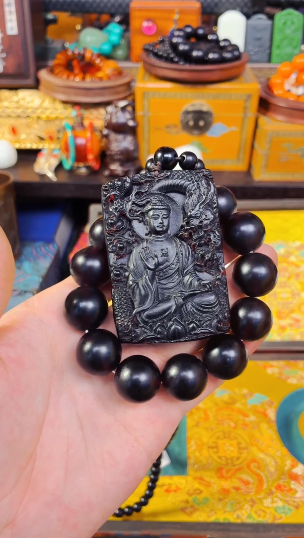 未镶嵌琥珀手链精品精品  独具韵味