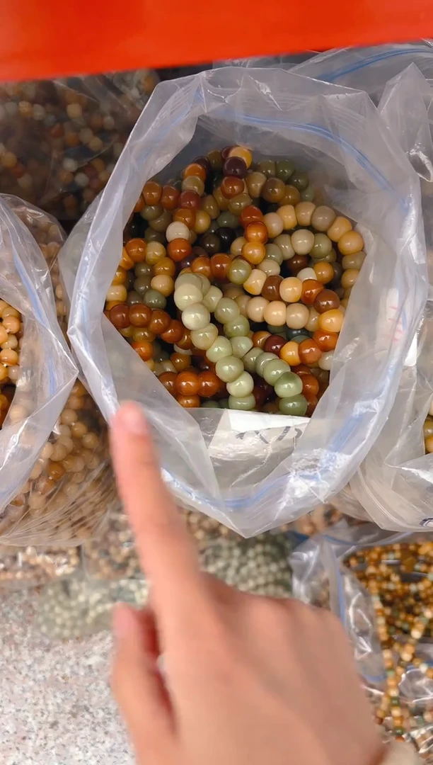 吊坠菩提根/象牙果A085  A085 随机一条