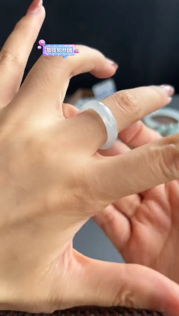 翡翠未镶嵌吊坠(不含链)107买断16