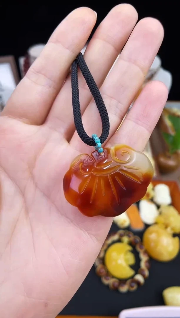 琥珀未镶嵌珠宝奇石柒月