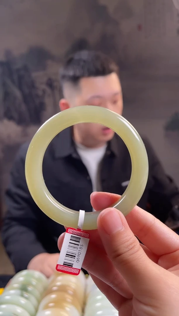 未镶嵌手镯和田玉56圈口0185