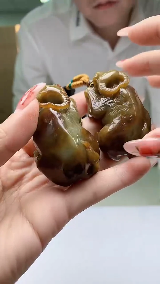 【闪购商品】定制翡翠未镶嵌5028ty-毛货挂件169