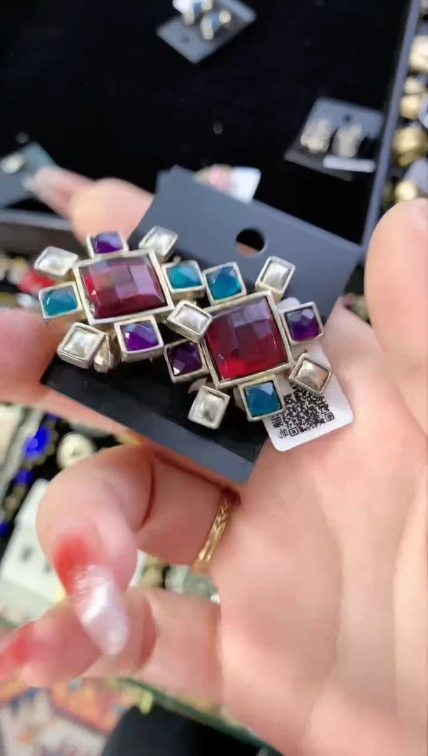 【闪购商品】瓷片楚楚中古珠宝甄选不退换