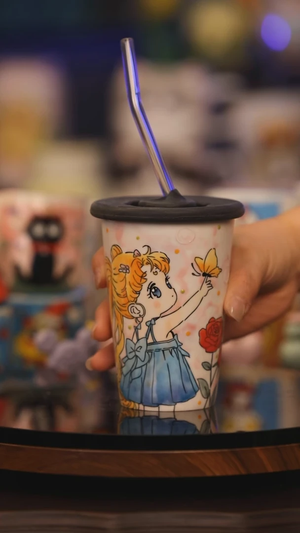 【闪购商品】摆件景德镇釉下彩绘设计师款式陶瓷