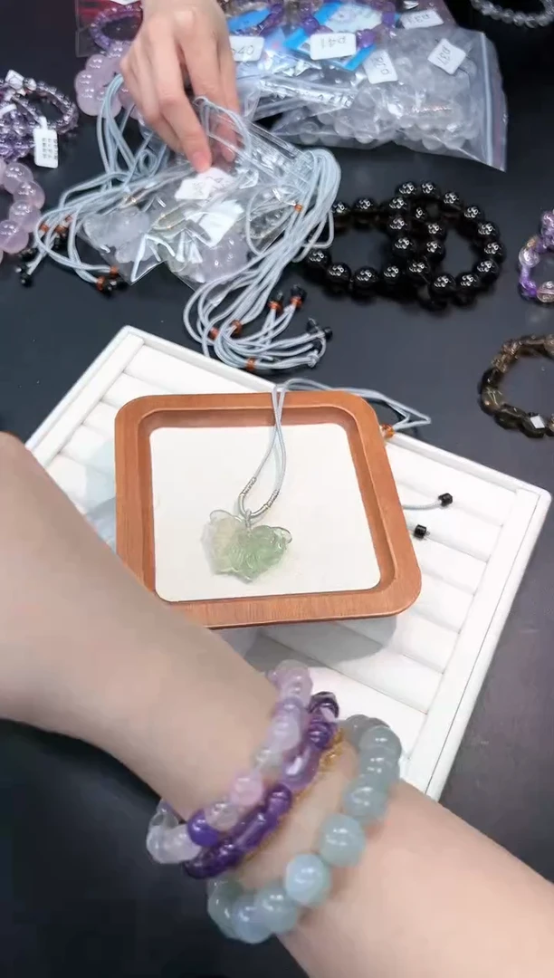 【闪购商品】水晶手串未镶嵌45p多样性发其一/1条默认微瑕