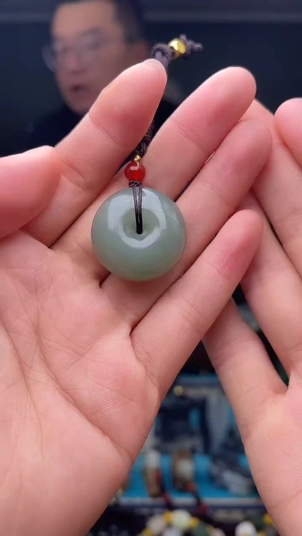 未镶嵌和田玉挂件1