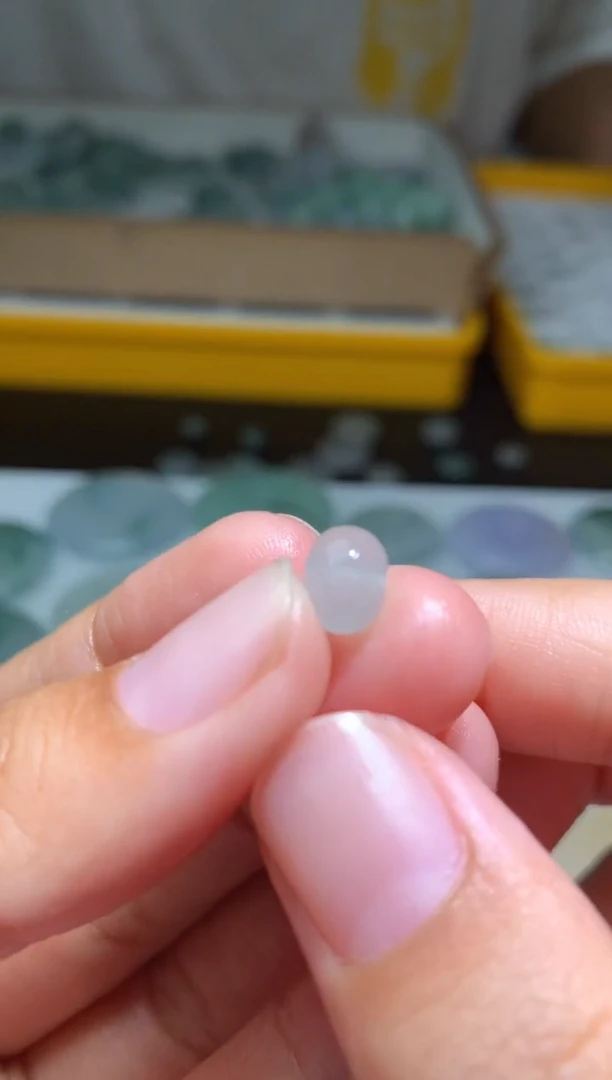 定制翡翠未镶嵌毛货