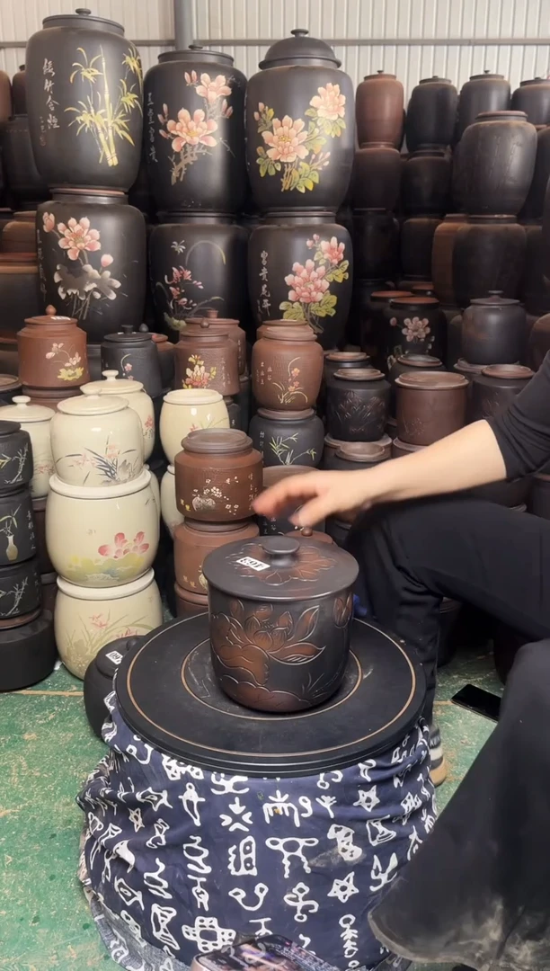 【闪购商品】壶瑕疵茶叶罐 小五饼荷花 463