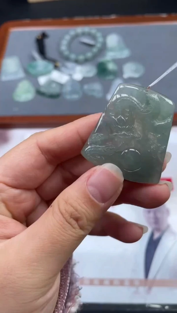 【闪购商品】定制翡翠未镶嵌01-17HDJT0133080