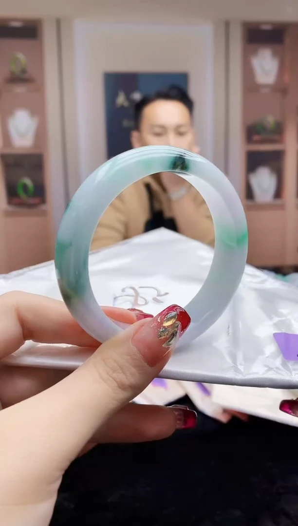 【闪购商品】翡翠手镯未镶嵌H97-3