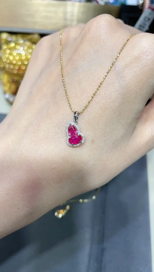 18K金镶嵌红宝石吊坠葫芦（不含链）
