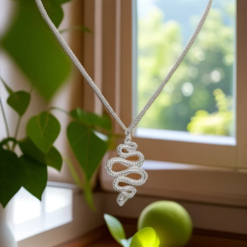 坠链均足银 831银蛇项链足银999气质轻奢时尚镶嵌精致