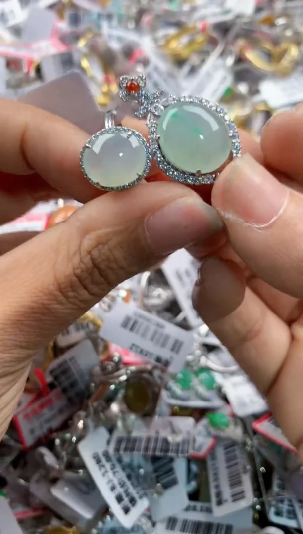 银S925镶嵌戒指翡翠11      5