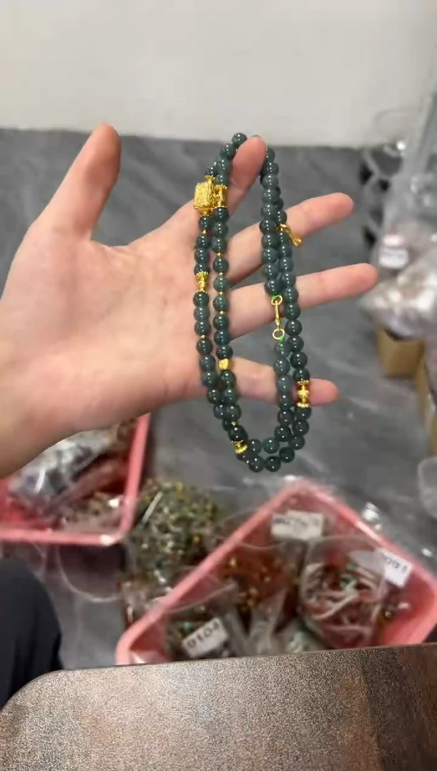 翡翠未镶嵌颈饰蓝水翡翠配件款项链[0092]