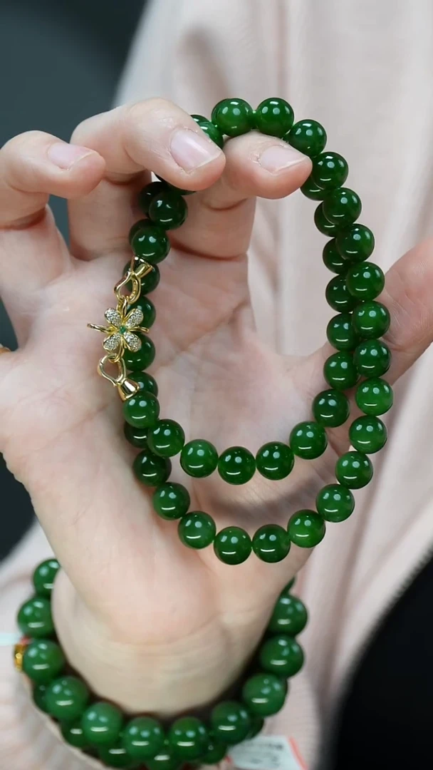 项链未镶嵌和田玉（碧玉）40