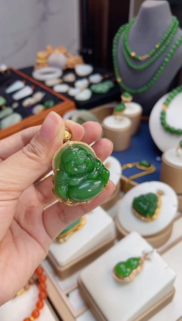 【闪购商品】和田玉吊坠18K金镶嵌佛公