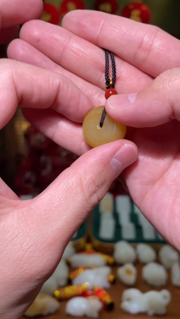 【闪购商品】和田玉颈饰未镶嵌扣子