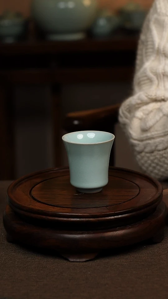 瓷片天青色闻香杯70ml微瑕不带礼盒