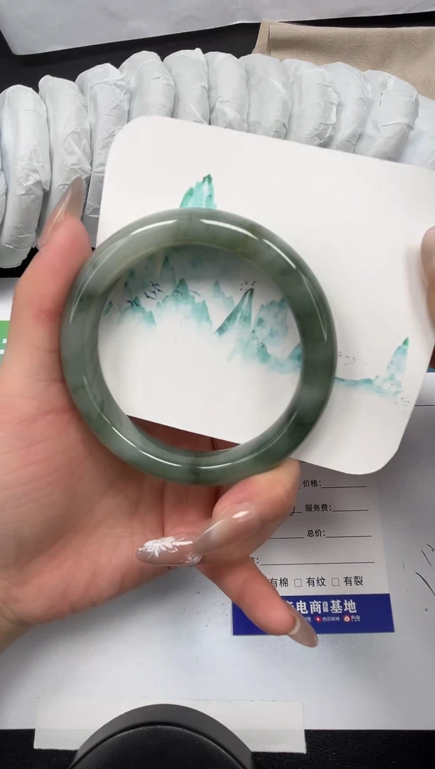 【闪购商品】石英质玉手镯未镶嵌110-60.6