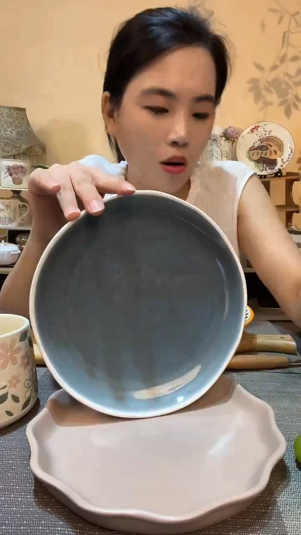 瓷片8英寸异形盘 微瑕介意勿拍