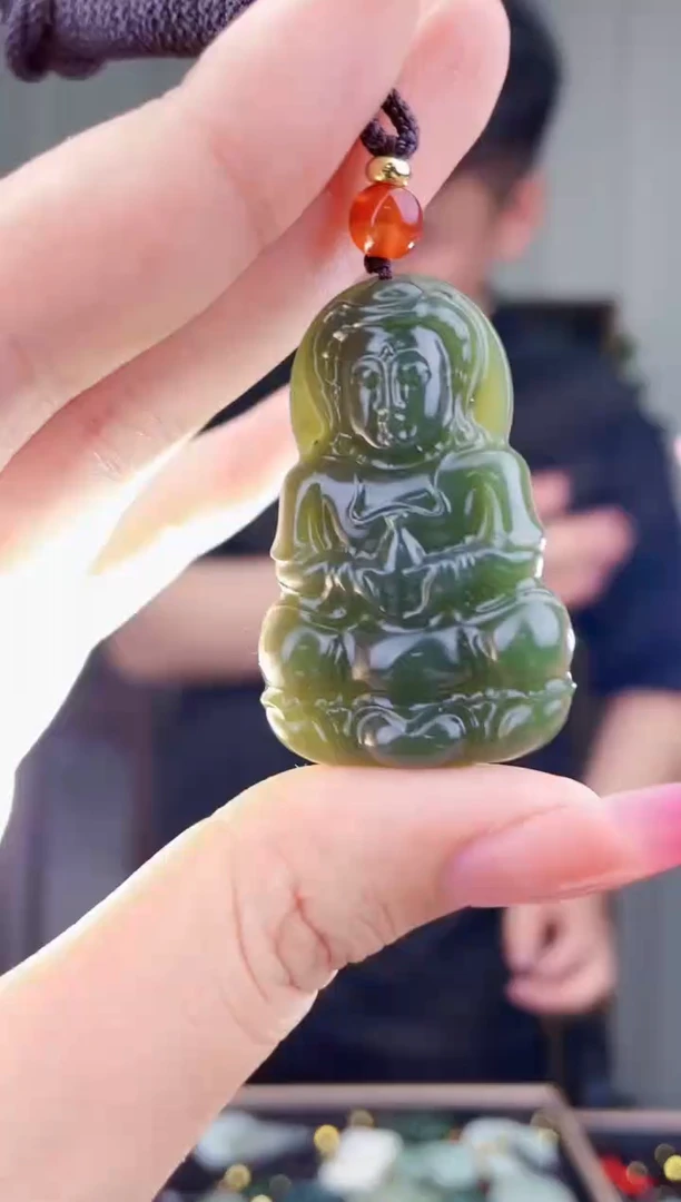 和田玉未镶嵌挂件拍一发一，多样性发货！