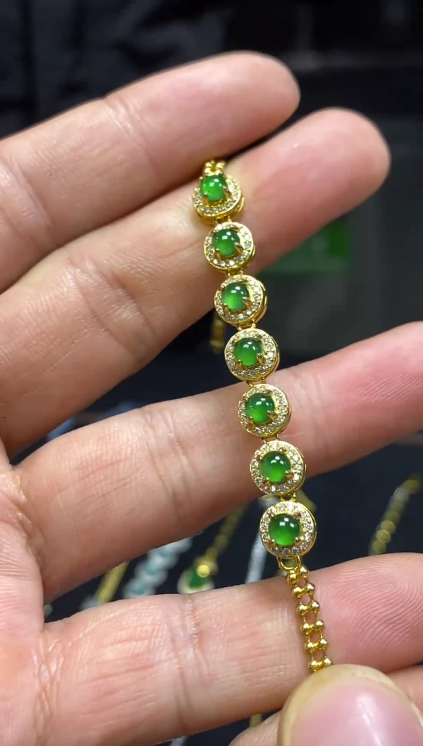 【闪购商品】翡翠手链未镶嵌天然翡翠A货59