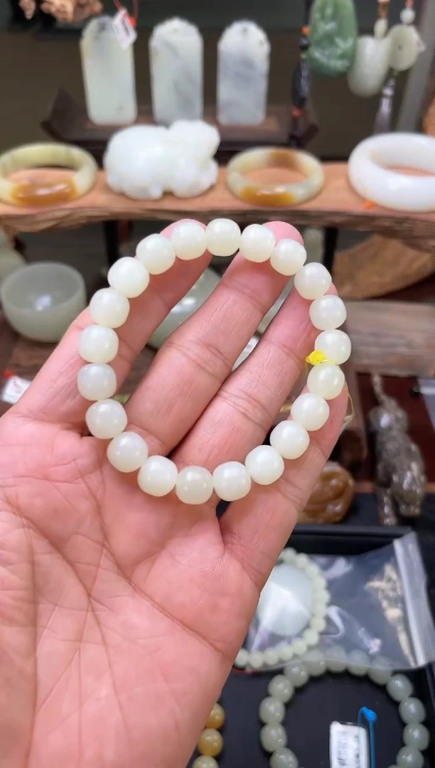 【闪购商品】和田玉手串未镶嵌卡10新疆于田B822021