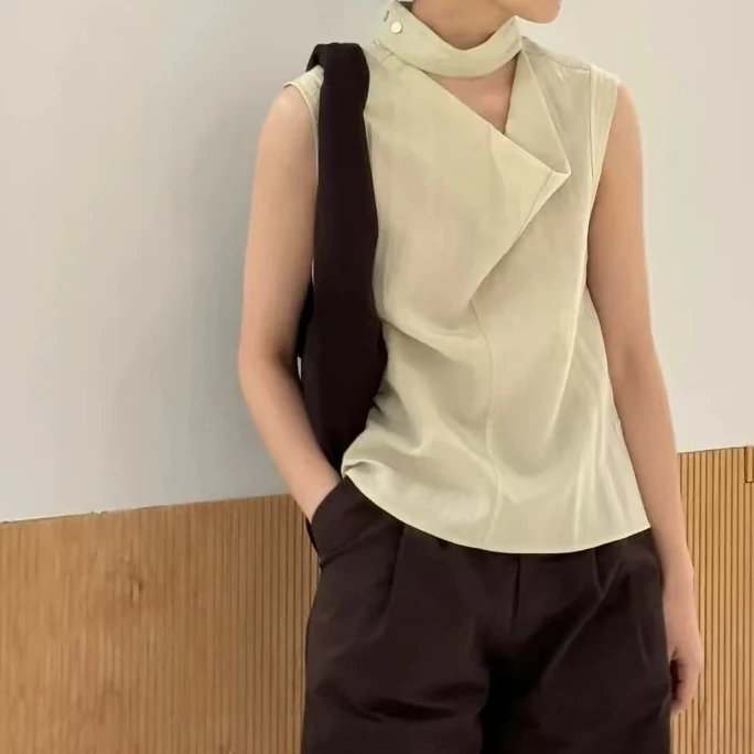 『朱小姐』“极简女神”休闲版型褶无袖背心上衣遮肉衬衫 F814