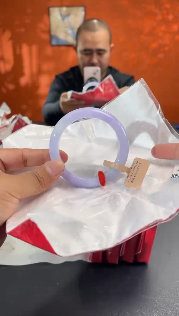 未镶嵌手镯翡翠2