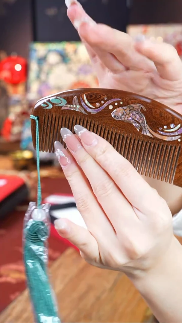 【闪购商品】瓷片核桃甄选非遗文化香椿木螺钿