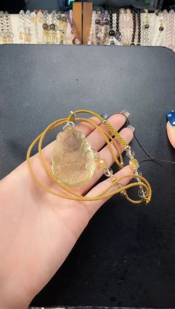 颈饰未镶嵌水晶黄花花狐