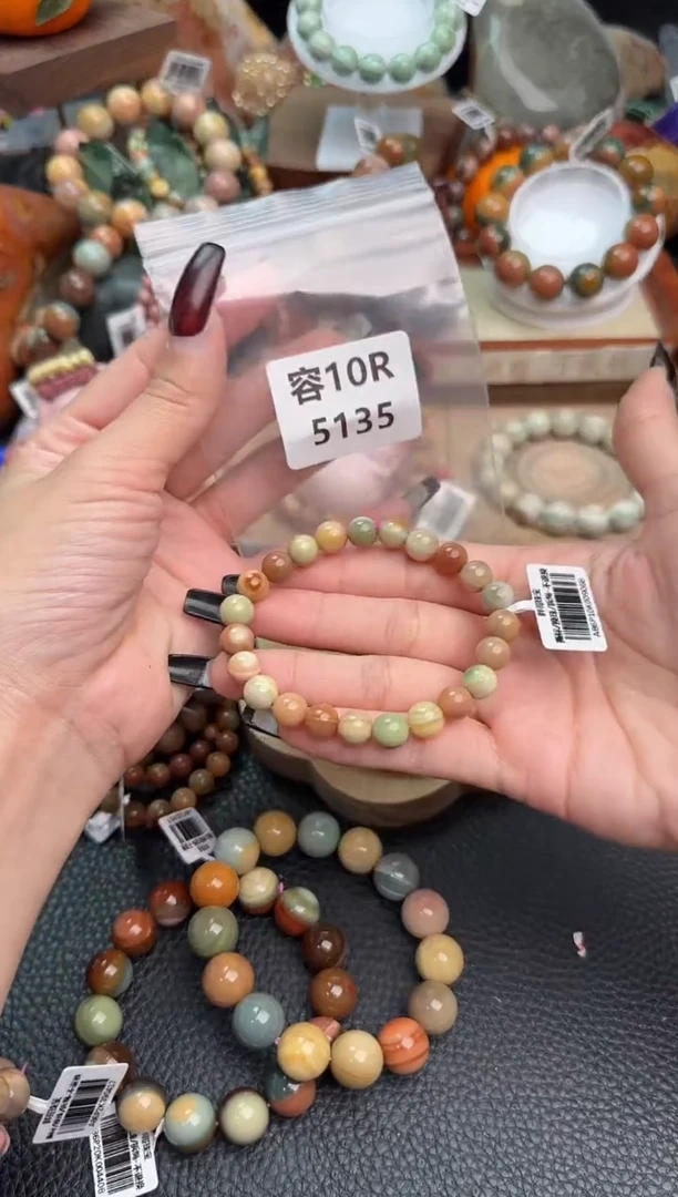 【闪购商品】石英质玉手链未镶嵌10R5135