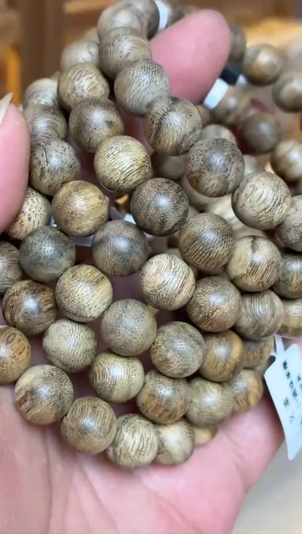 沉香手串 文莱圆珠单圈1.1多样性发其一