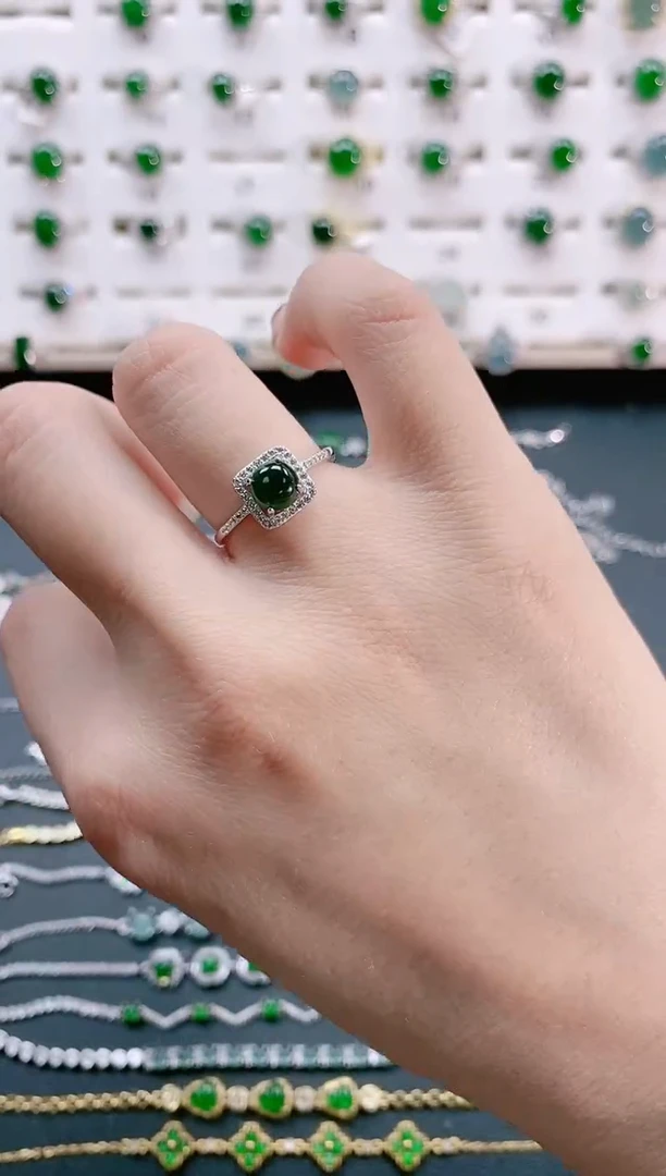 【闪购商品】翡翠戒指银S925镶嵌天然翡翠