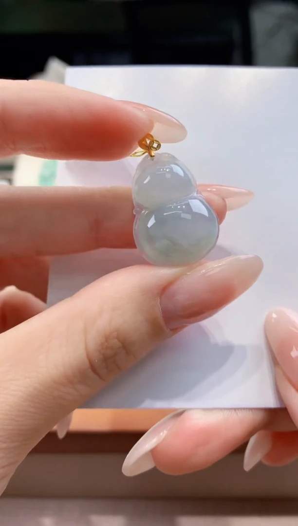 翡翠18K金镶嵌颈饰天然A货翡翠挂件