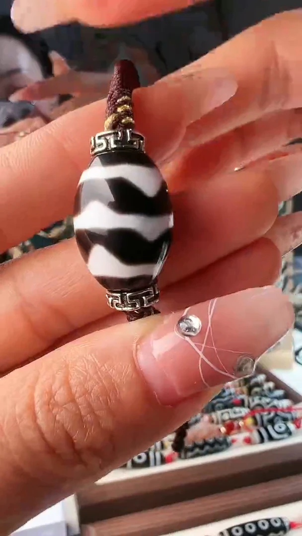 【闪购商品】玛瑙/玉髓颈饰未镶嵌达洛